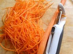 Carrot, julienne grated