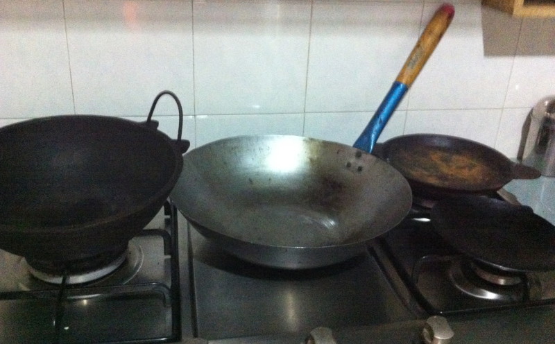How to clean cast iron kadai after cooking / How I clean my cast