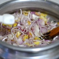 nadan chicken curry - add salt