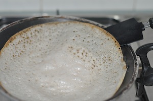 appam browned - Appam with Ground Rice (Traditional Method) 