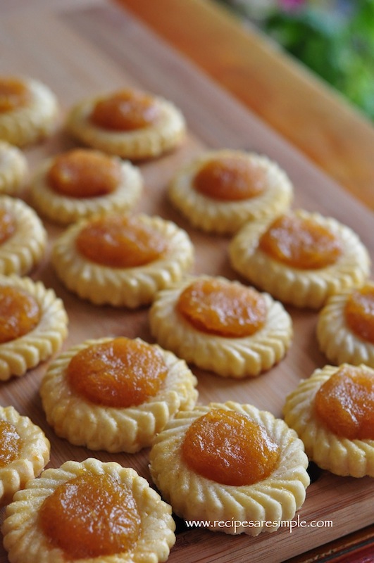 Pineapple Tart with pineapple filling