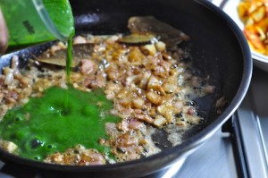 palak paneer Add pureed spinach