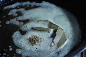 palak paneer add bay leaf and cumin