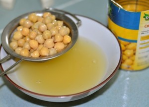 Pasta e Ceci drain chickpeas