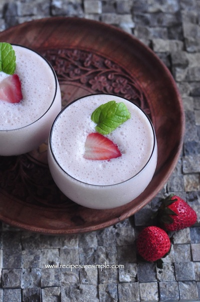 strawberry lassi