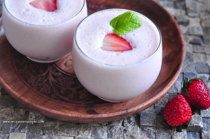 strawberry lassi