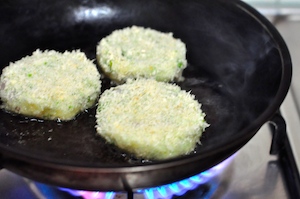 aloo tikki burger - fry in batches