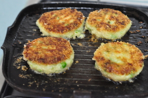 aloo tikki burger - patties