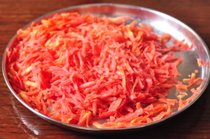 carrot halwa 3-grated