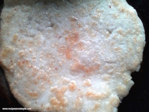 rice flour roti golden on both sides