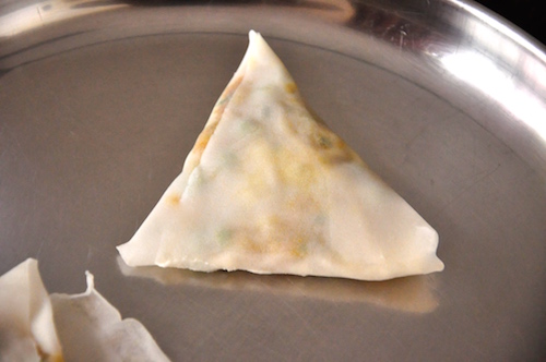 VEGETABLE SAMOSA - 8