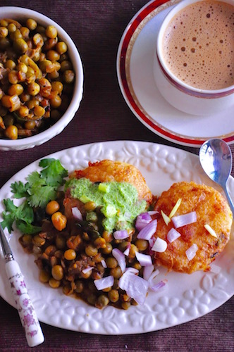 ragda pattice aloo tikki chaat