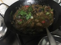 asian black pepper beef with curry leaves 10