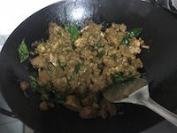 asian black pepper beef with curry leaves 6