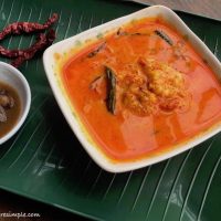 goan prawn curry ingredients 200x200 Basil Coconut Prawn Curry (with Thai Basil)