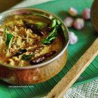 Chena Vanpayar Erissery (Yam and Cowpeas Curry)