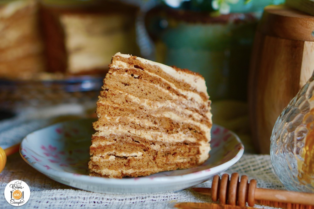 medovic russian honey cake recipe