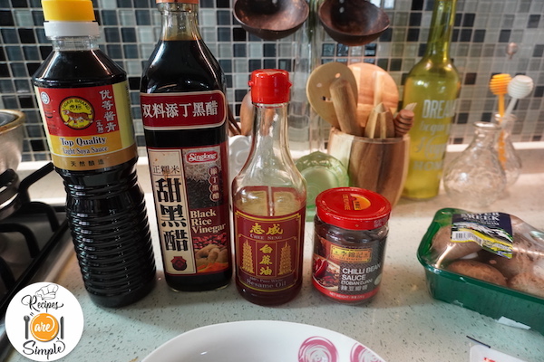 INGREDIENTS for chinese hot and sour soup