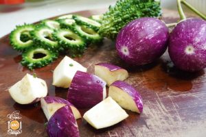 eggplant and bittergourd in yoghurt sauce -special pachadi