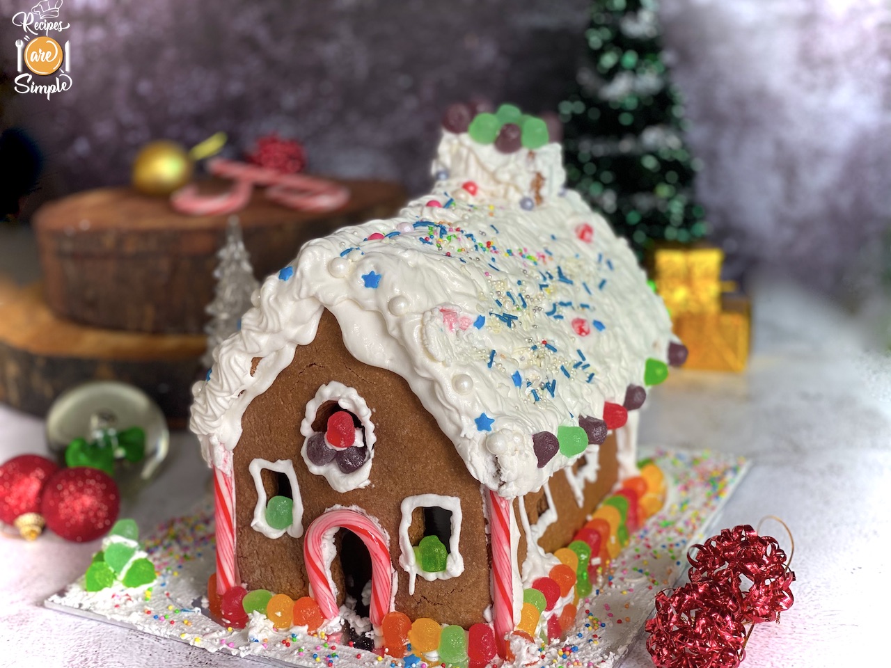 how to make a gingerbread house decoration