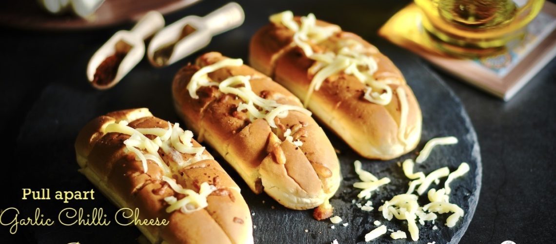 Pull apart Garlic Chilli Cheese Buns (Quick and Easy Snack)