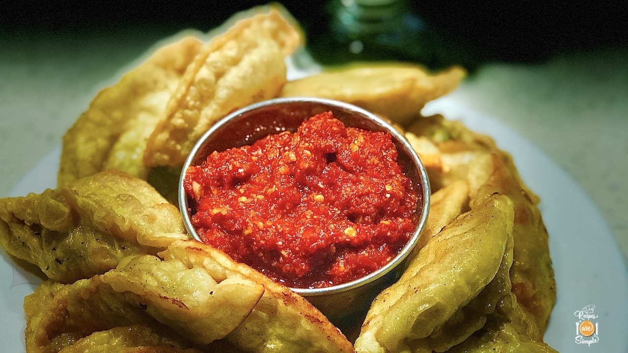 Momo Chutney (Hot & Spicy Momo Sauce / Dumpling Sauce)