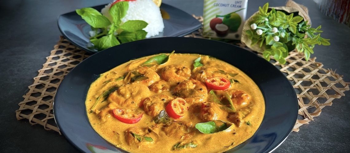 Basil Coconut Prawn Curry (with Thai Basil)