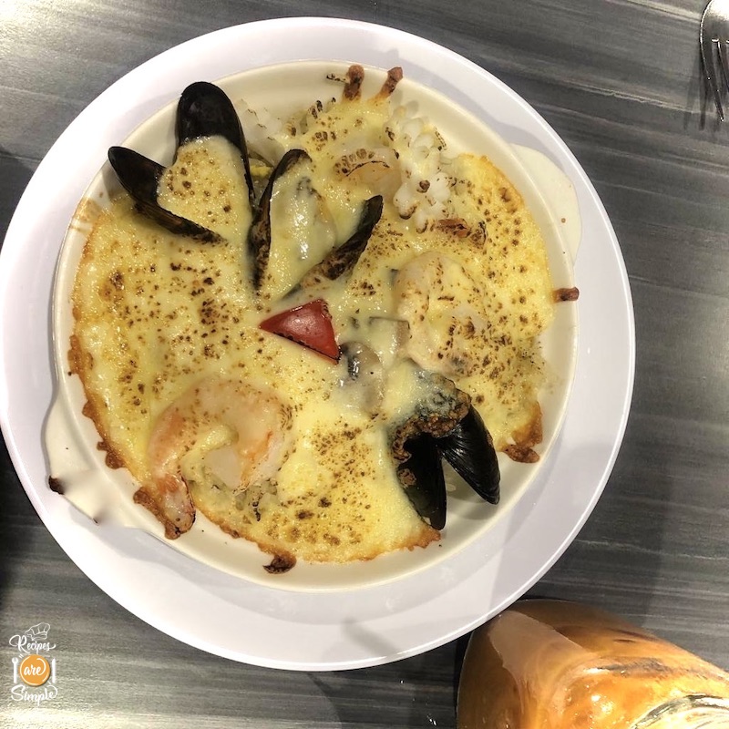 Cheese Baked Seafood Rice 2