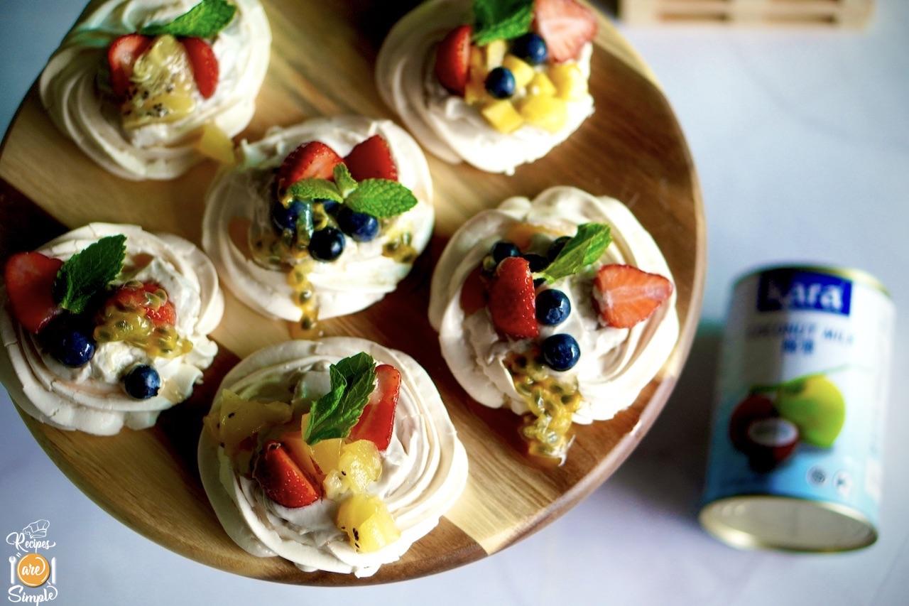 Mini Pavlovas (Gluten and Dairy Free)