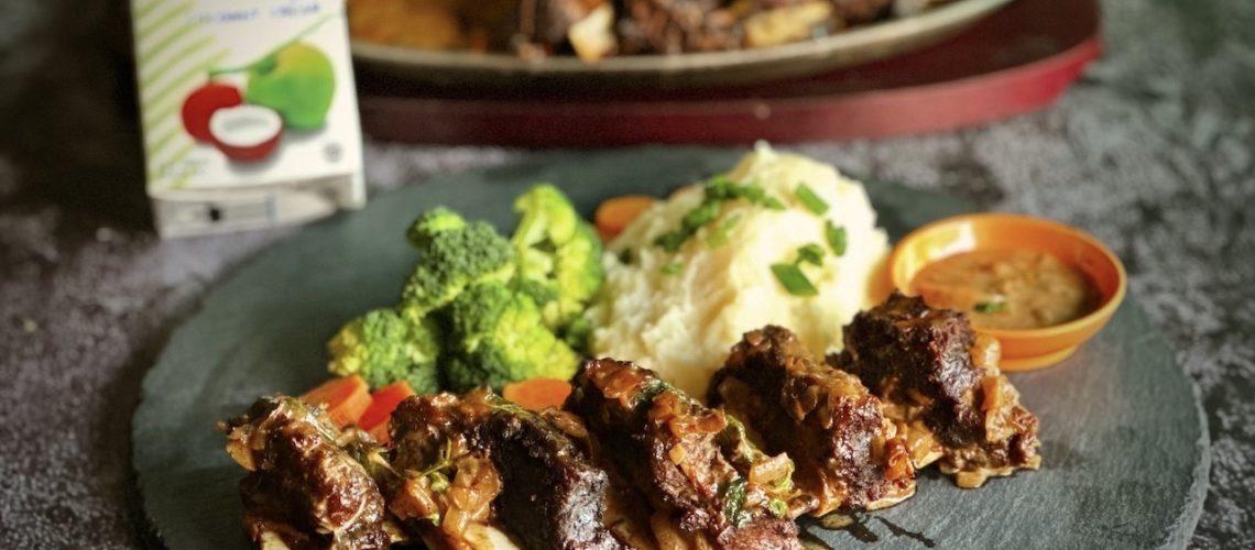Baked Beef Ribs with Coconut Cream Sauce