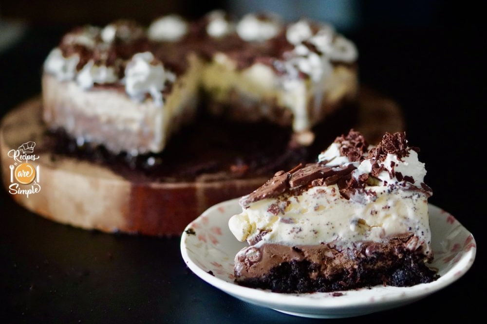 EASY Layered Ice Cream Sundae Pie