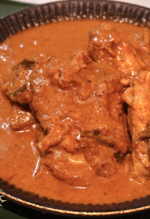 Malaysian Chicken Curry (Kari Ayam, Mamak Style)